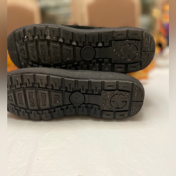 💕⬇️ $39.00 💕⬇️. EUC Black Suede Fur Lined Winter Boots. Size 7. - Picture 9 of 13